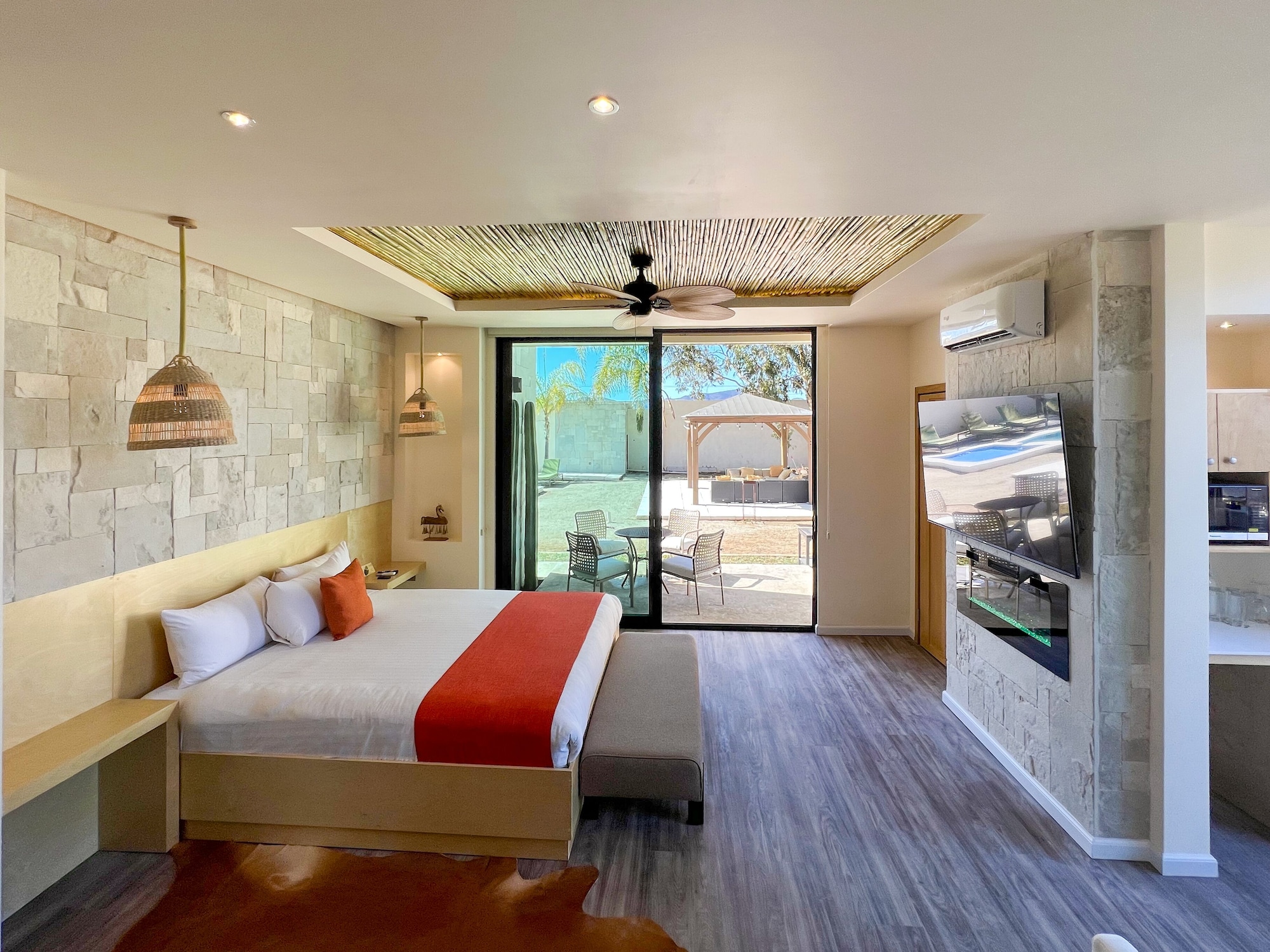 GARDEN, SUITE, VILLA