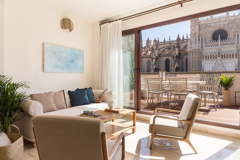 Apartamentos Puerta Catedral Sevilla 32/58
