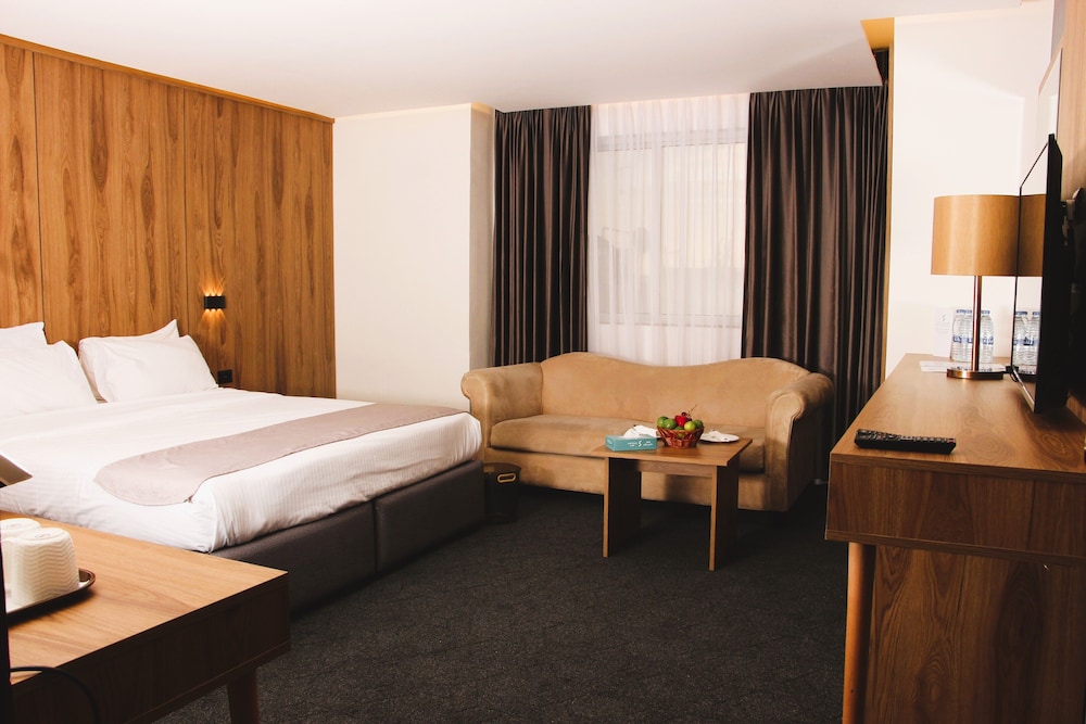 SANDY PALACE HOTEL 14/50