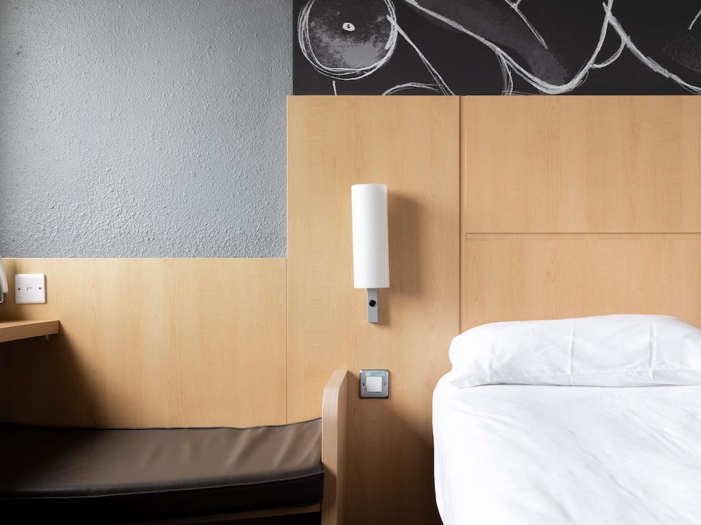 IBIS SOUTHAMPTON CENTRE 22/61