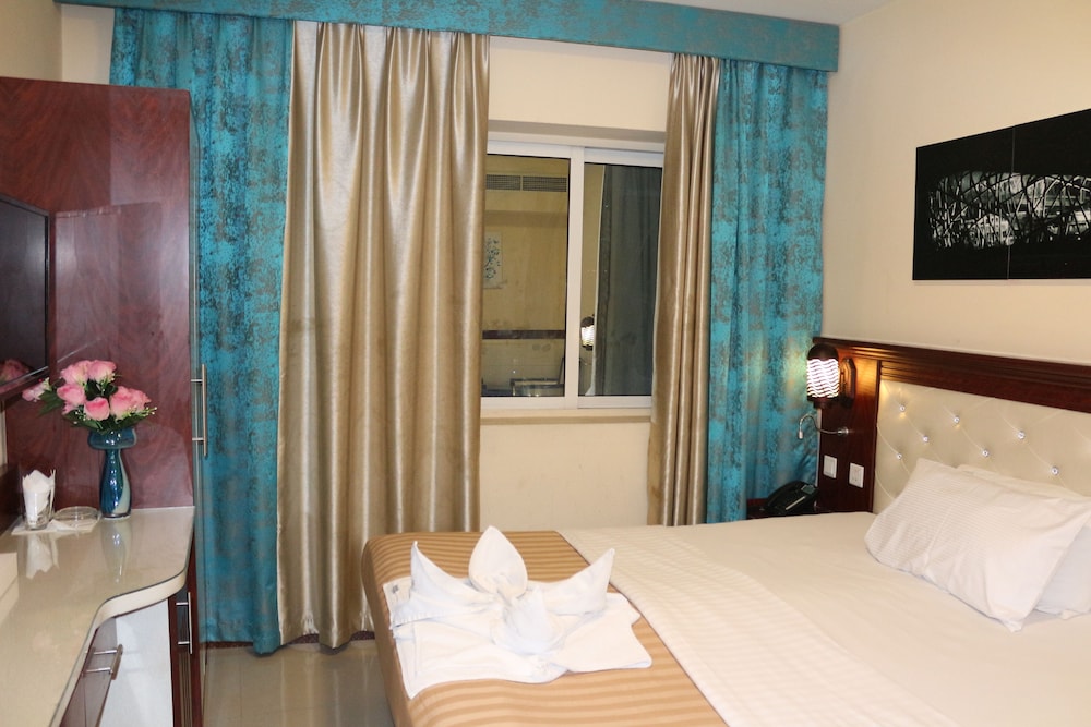 Mariana Hotel 19/50