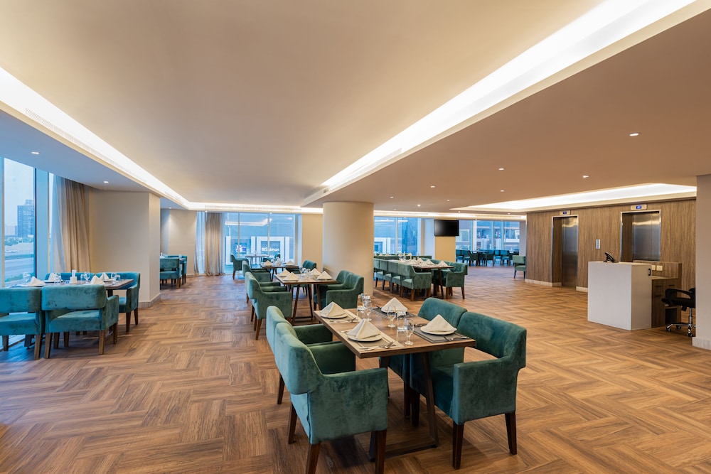هدب المركز المالي(HDB Hotel - Financial District) 42/47