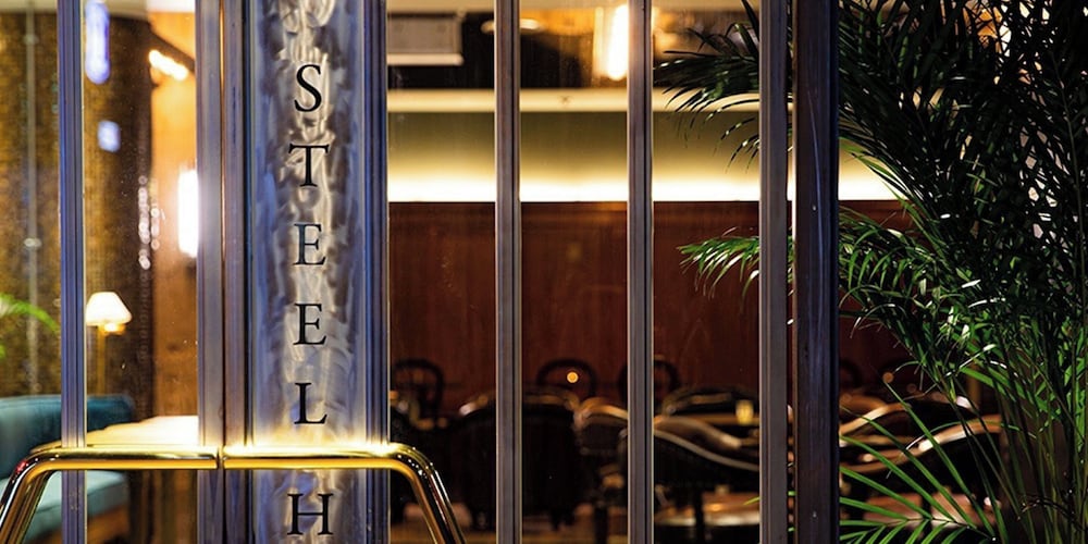 The Steel House (Ex Harmonie Cinq Hotel) 28/41