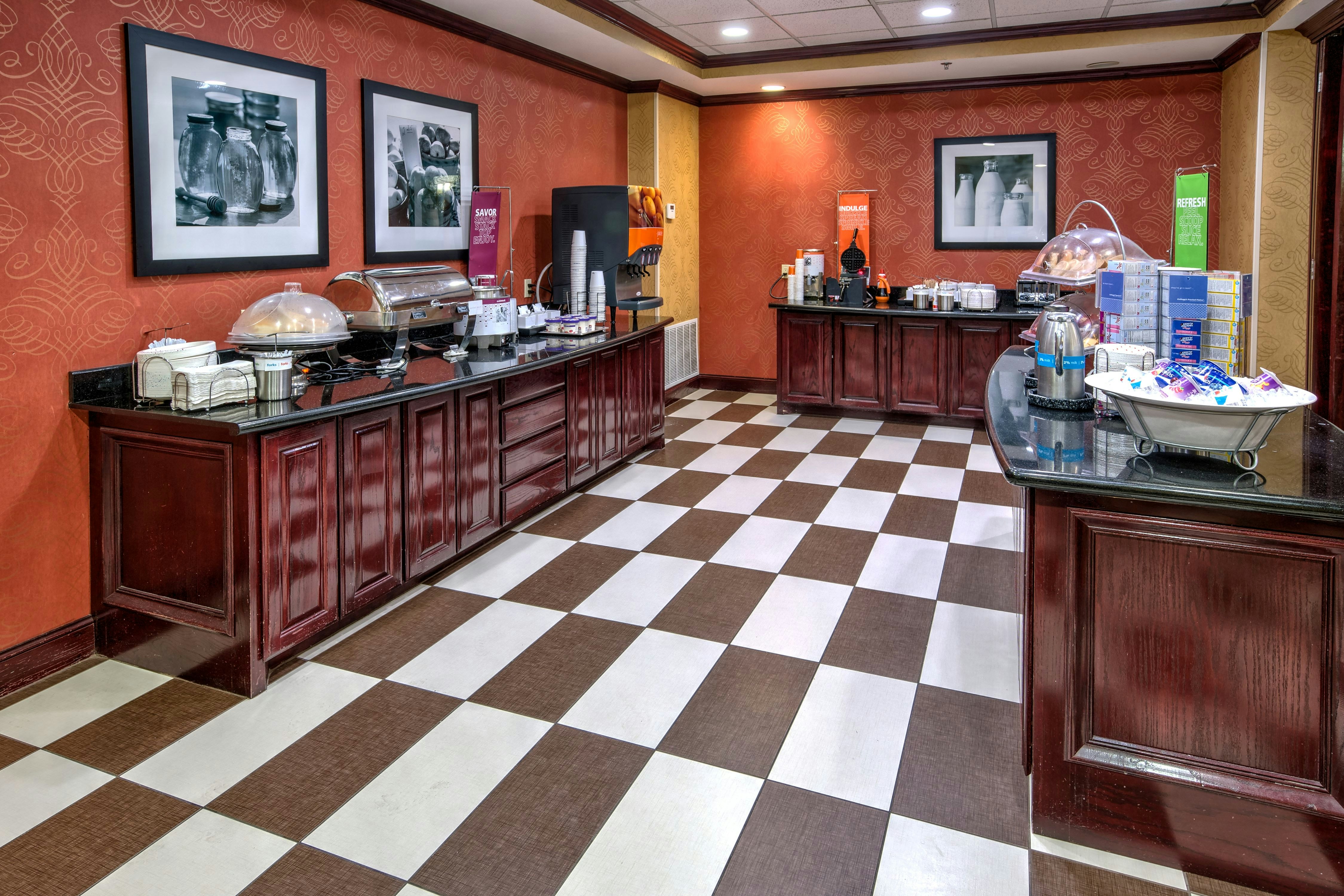 Hampton Inn and Suites Corsicana 10/62