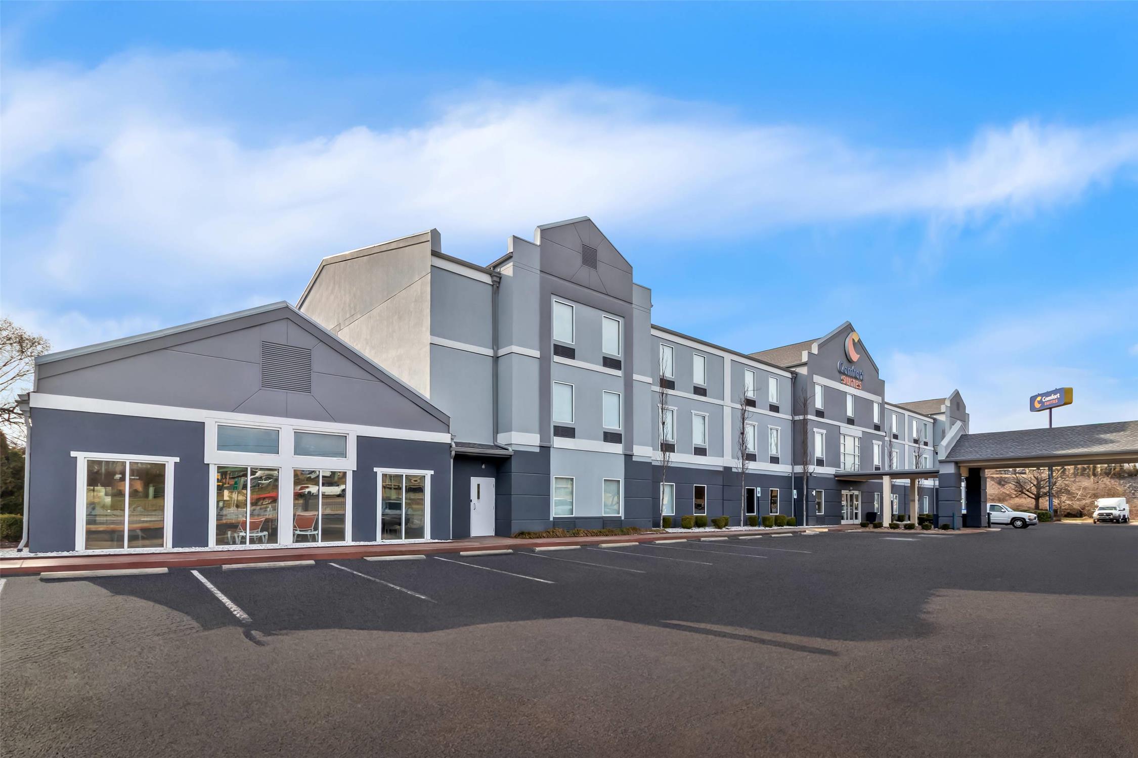 Comfort Suites Goodlettsville Rivergate 40/40