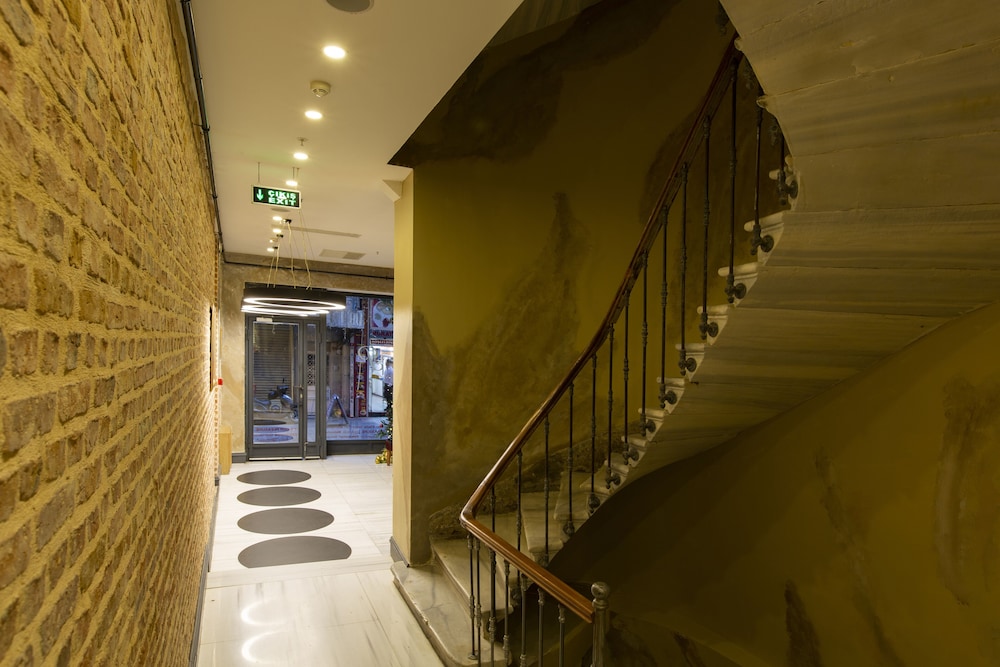 Premist Hotel Taksim 32/50