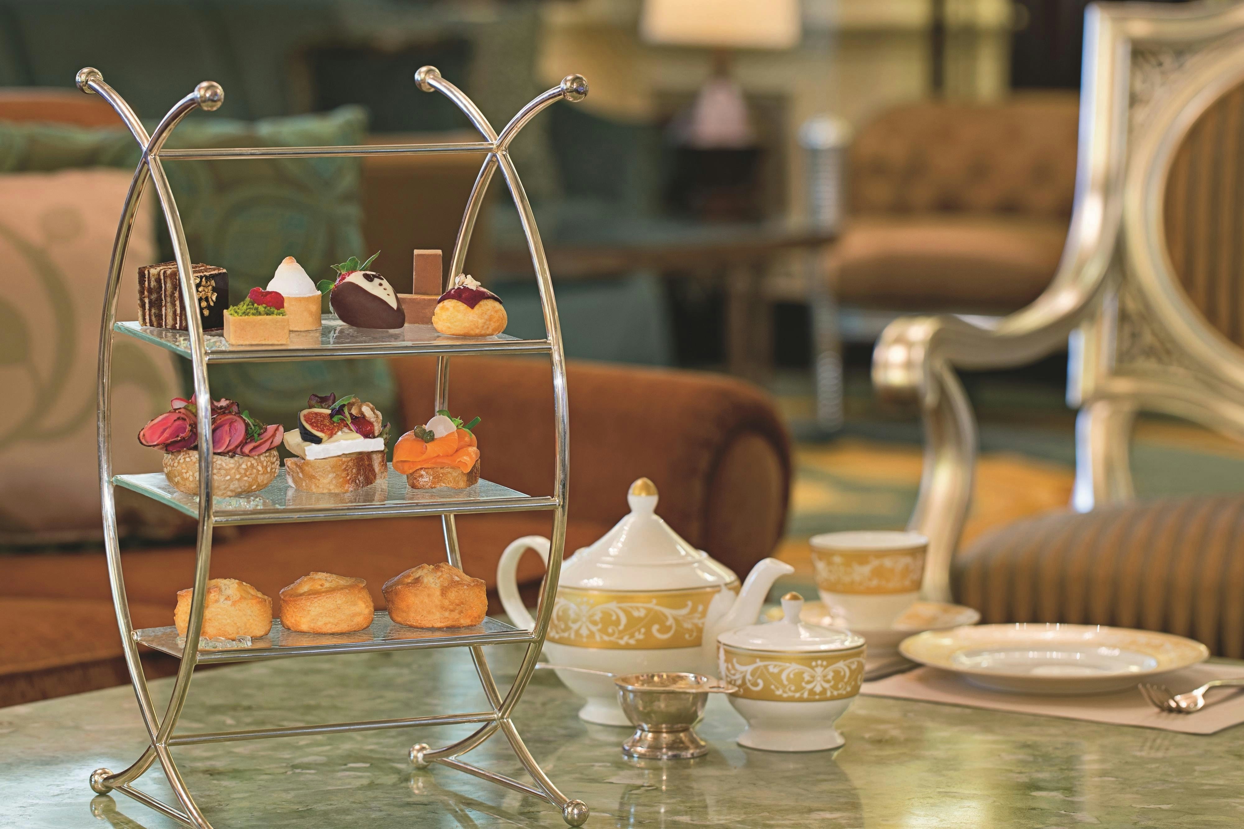 The Ritz Carlton Abu Dhabi Grand Canal 24/63