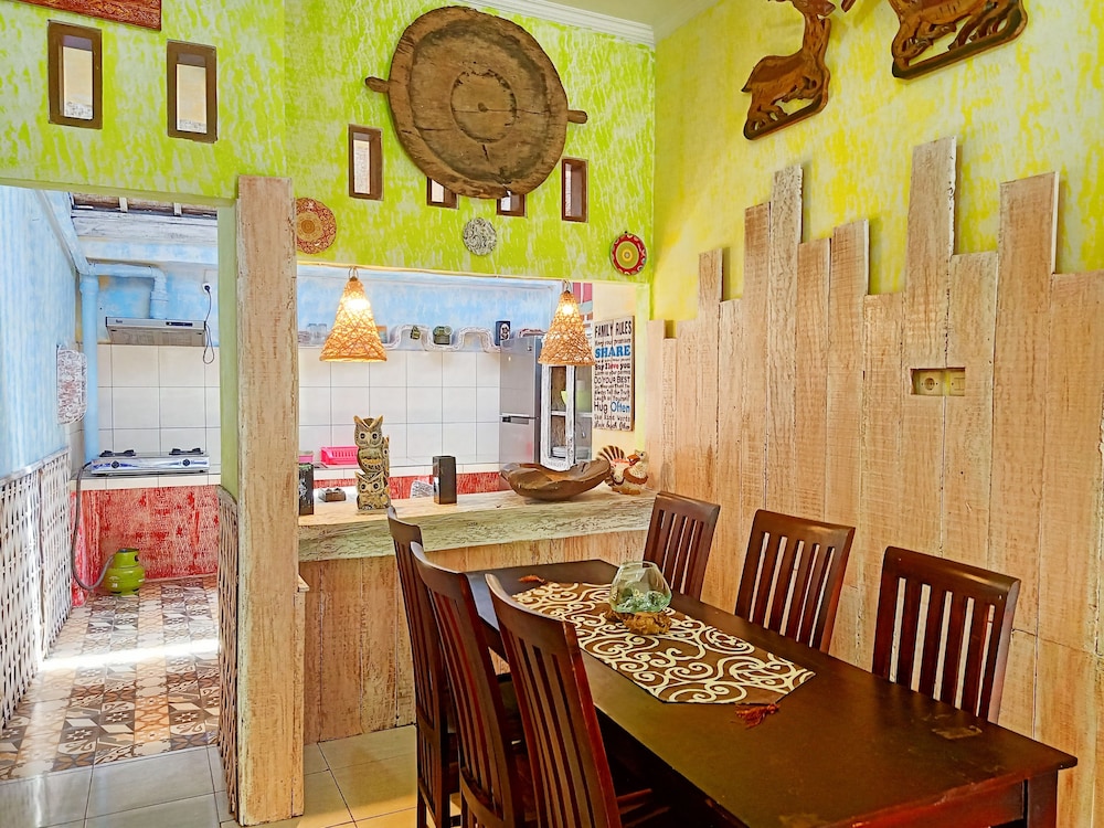 Santhika B&B 33/50