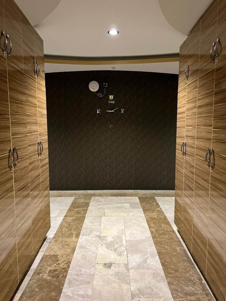 Grand Ezel Hotel 12/50