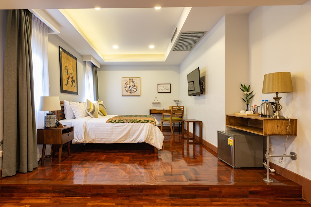 Maneeya Park Residence 11/50