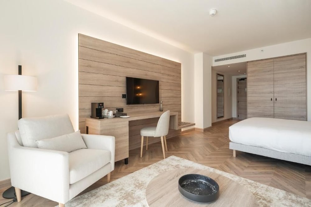 Attica 21 Vigo Business & Wellness (ex Gran Hotel Samil) 9/25