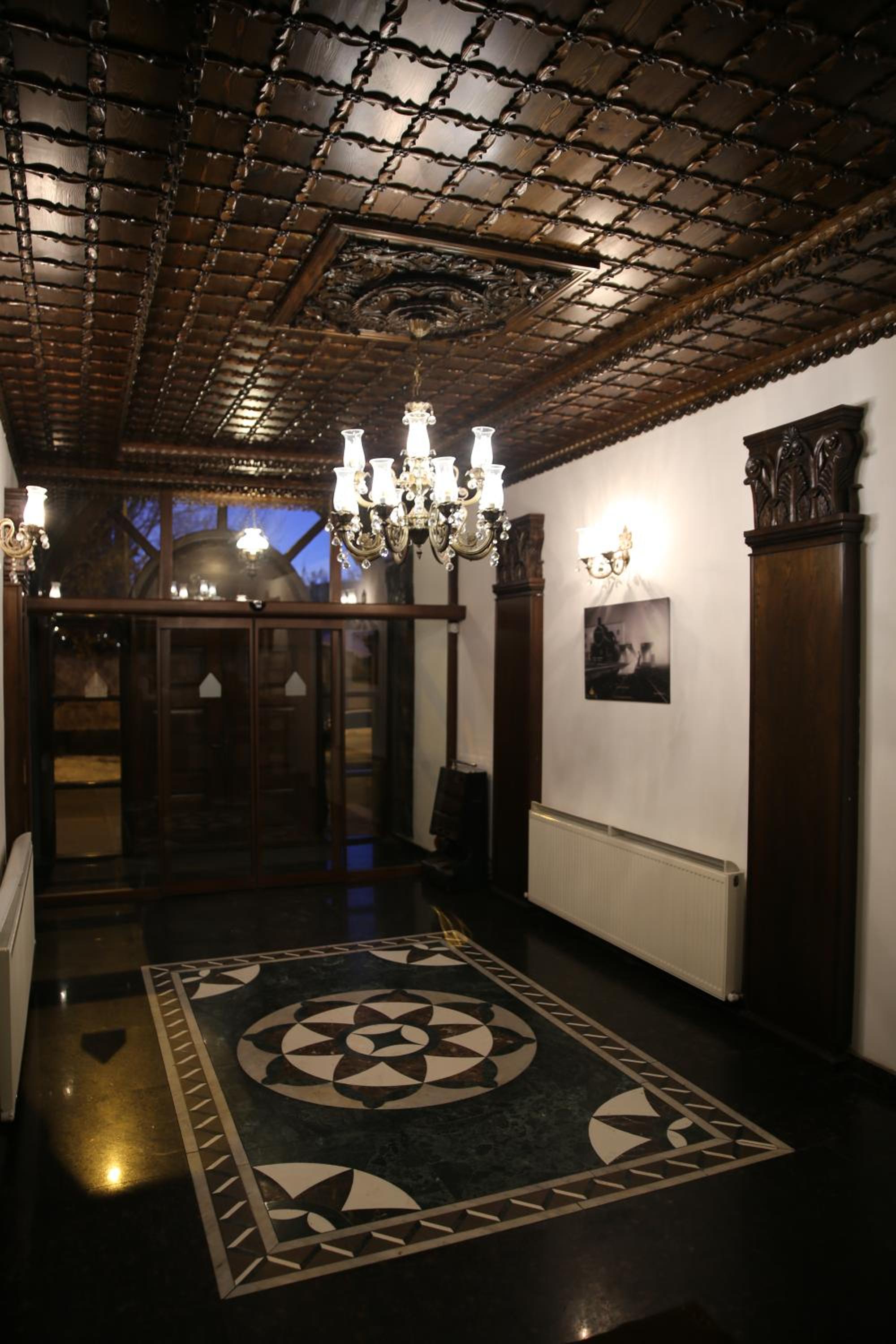 Cheltikov Hotel 9/45