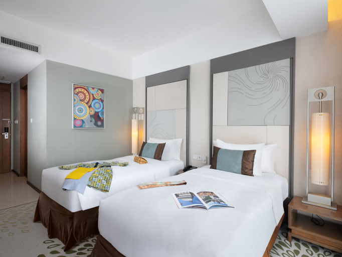 Artsy, Executive, Twin Beds, Smoking