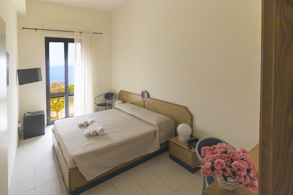 Albergo Palazzo 8/33