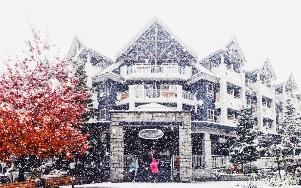 Summit Lodge Boutique Hotel in WHISTLER