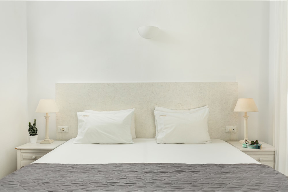 Corfos Hotel 22/74