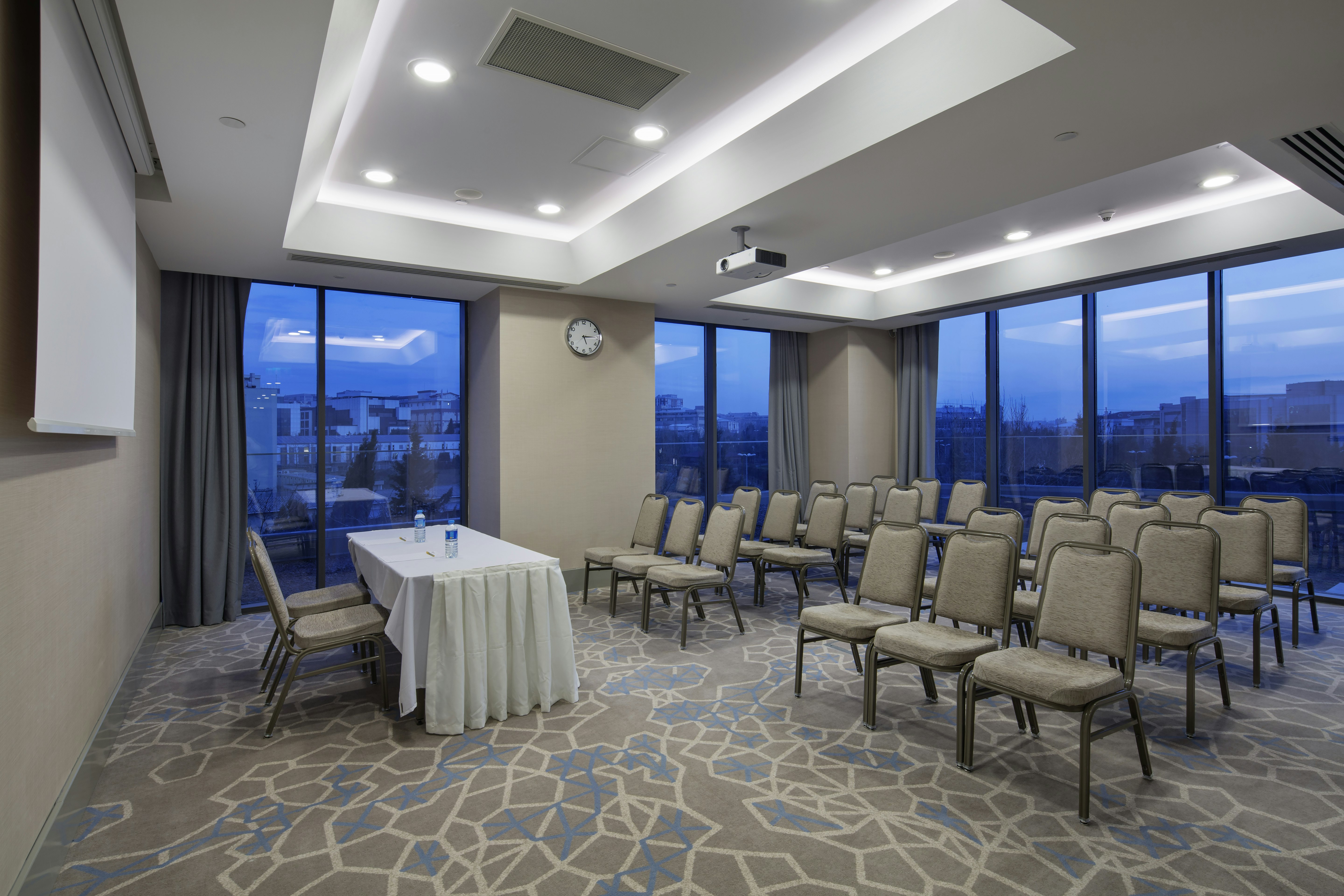 Hilton Garden Inn Istanbul Airport 22/24
