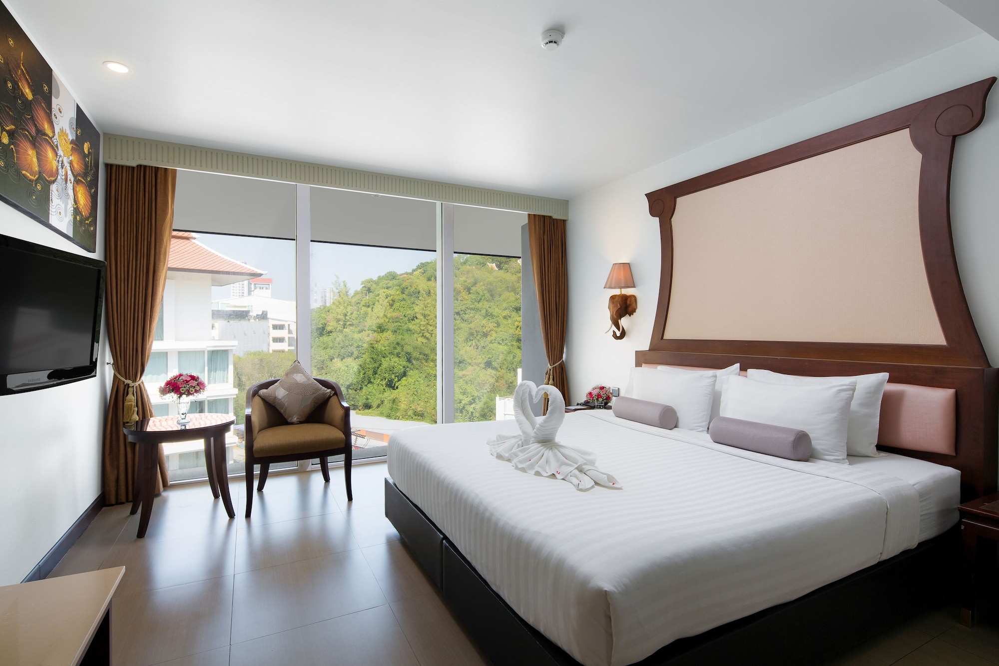 GRAND SUITE