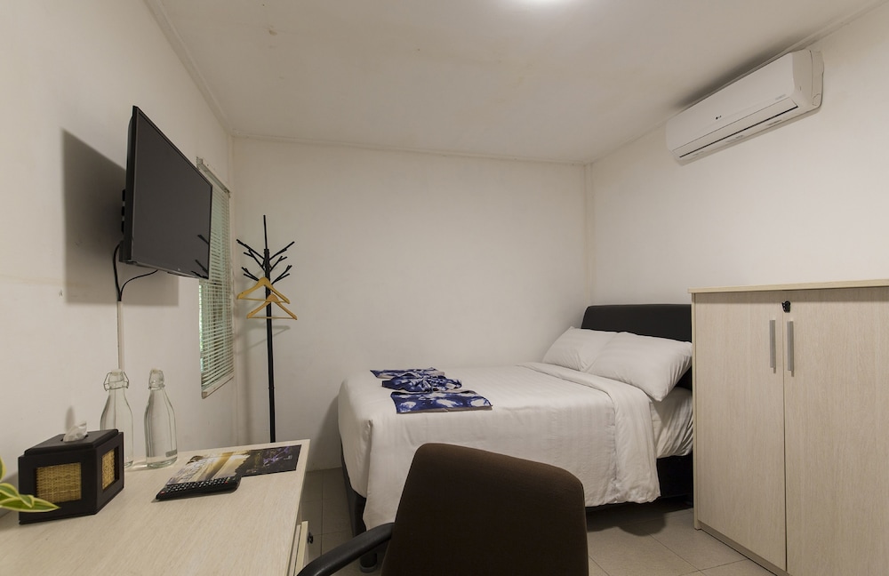 Explorer, King Bed، Menjangan Ecolodge 4/8