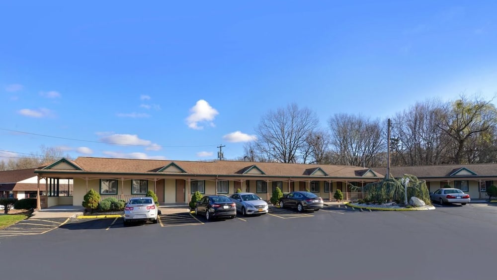 Cheshire Welcome Inn 3/27