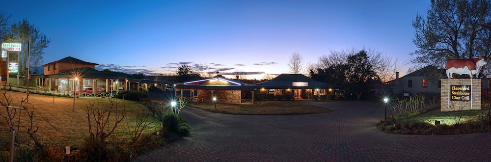 REST POINT MOTOR INN 51/58
