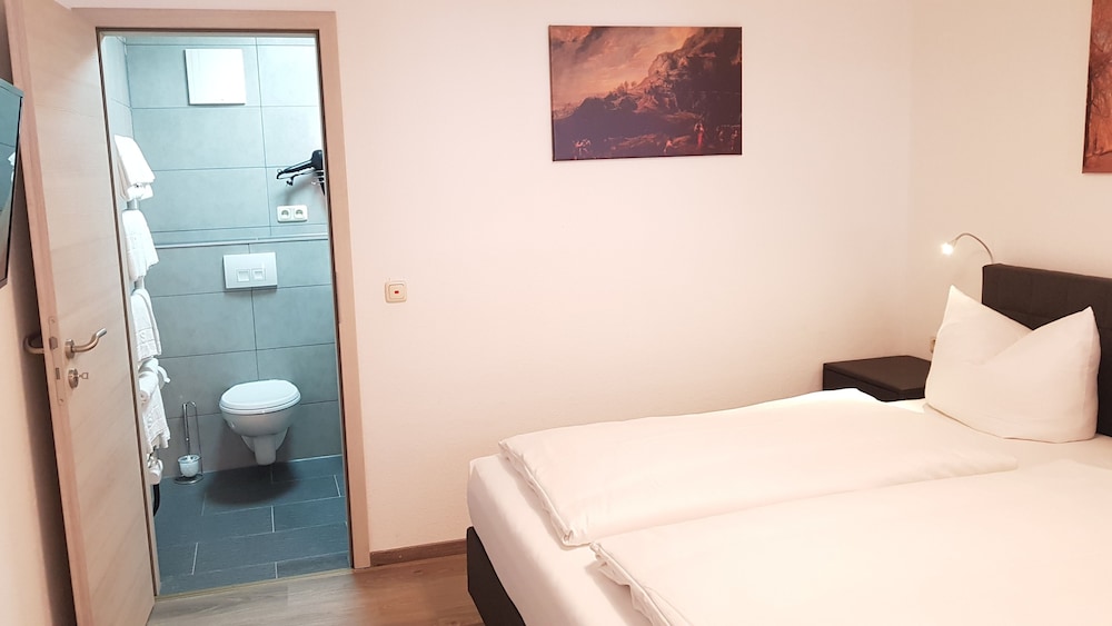Garni City Hotel 25/50