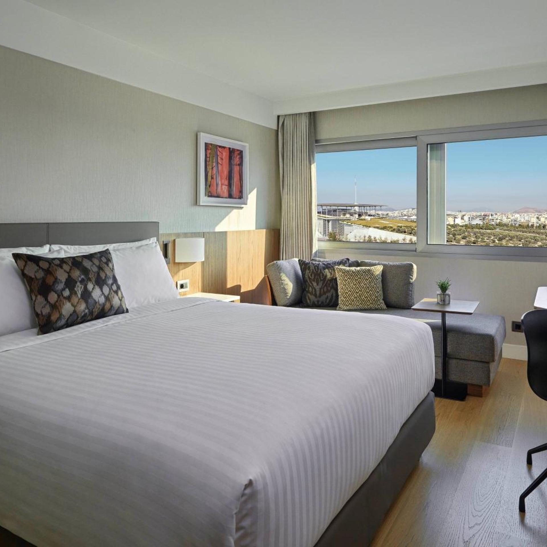 Guest Room, King Bed, with View