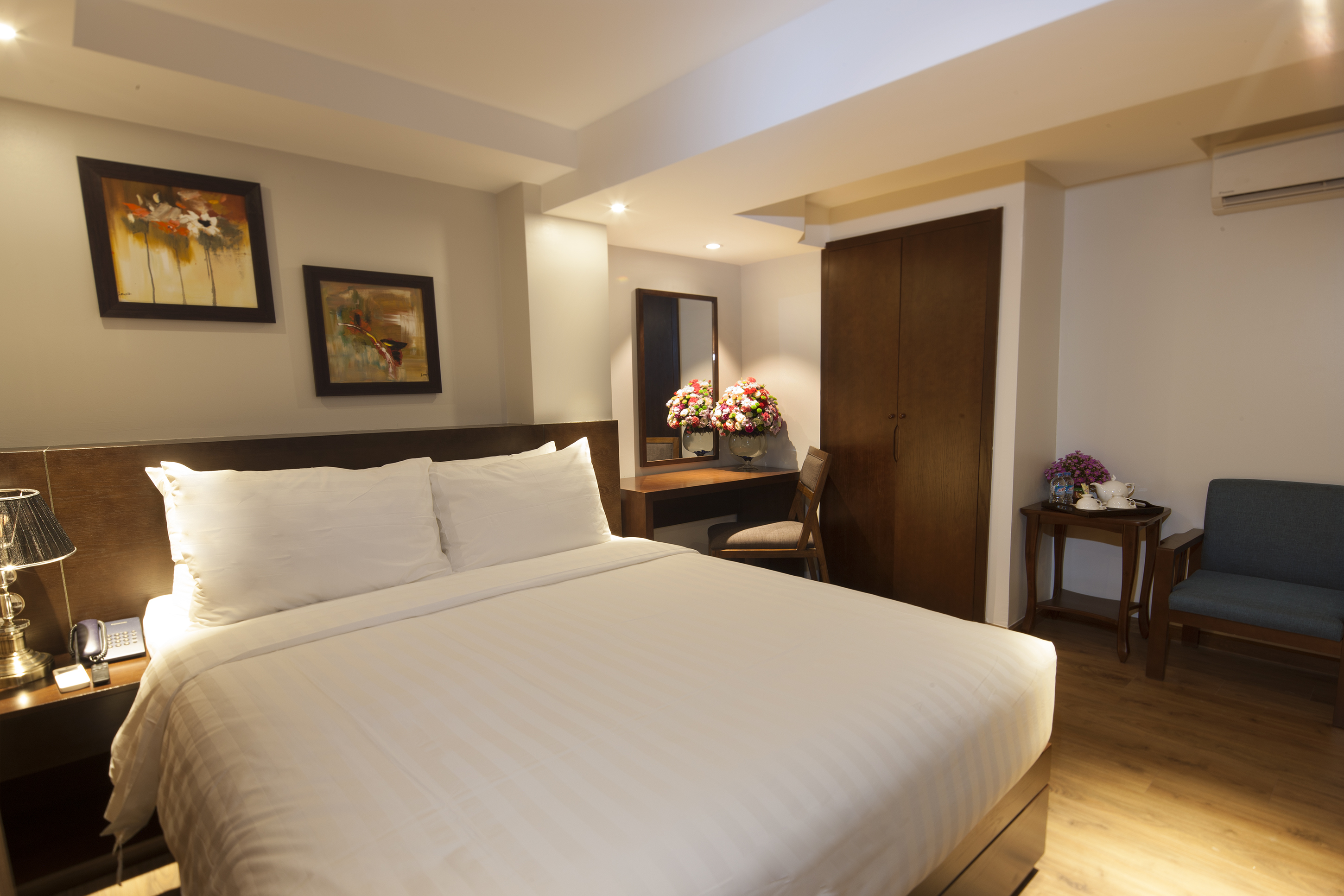 Luxury, Double or Twin Bed