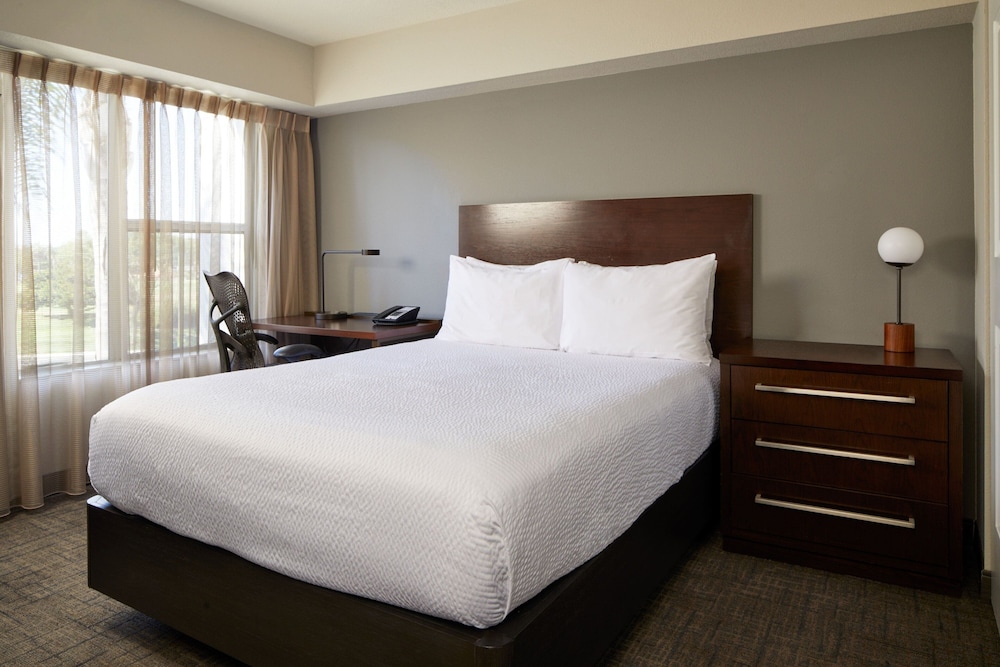 Residence Inn San Diego Carlsbad 8/50