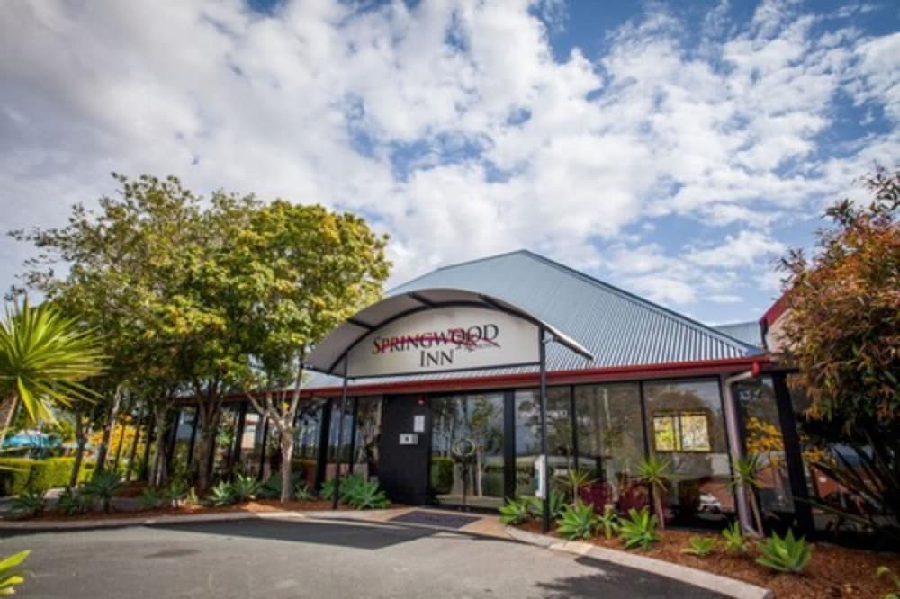 SPRINGWOOD MOTOR INN 6/50