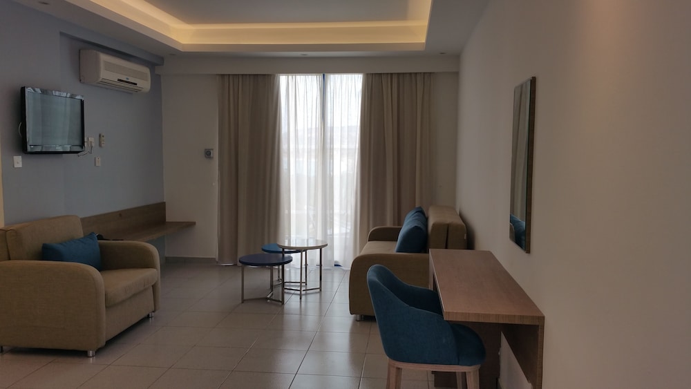 Maricas Boutique Hotel 48/65