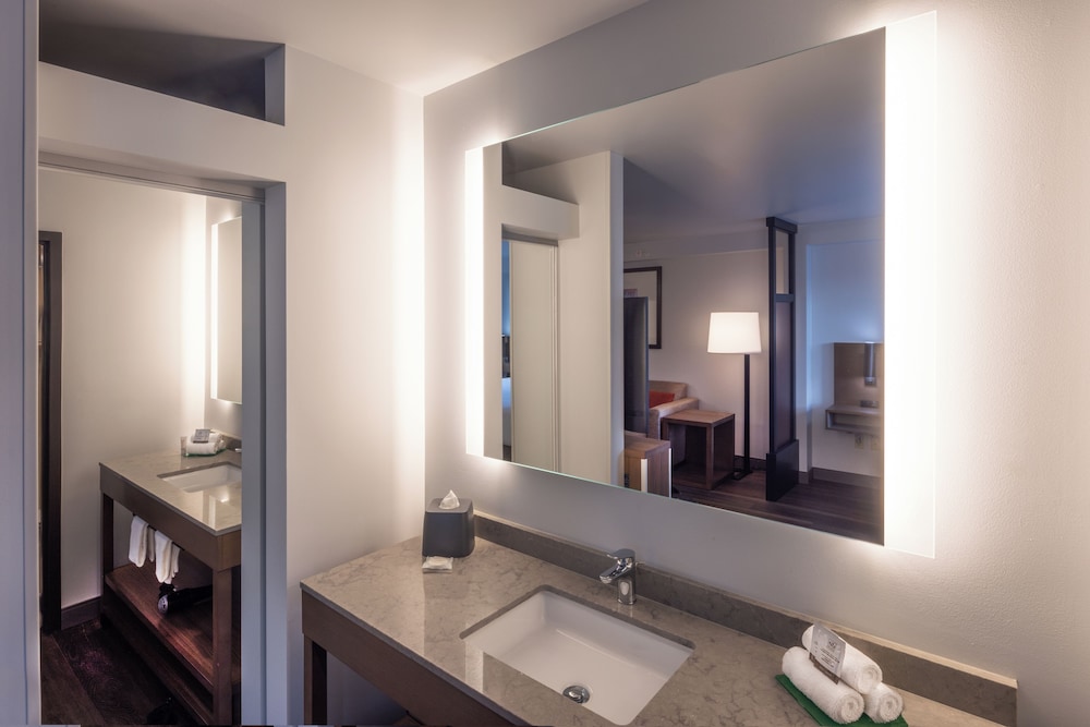 Standard, King Bed, Space Needle View، Hyatt Place Seattle Downtown 5/6