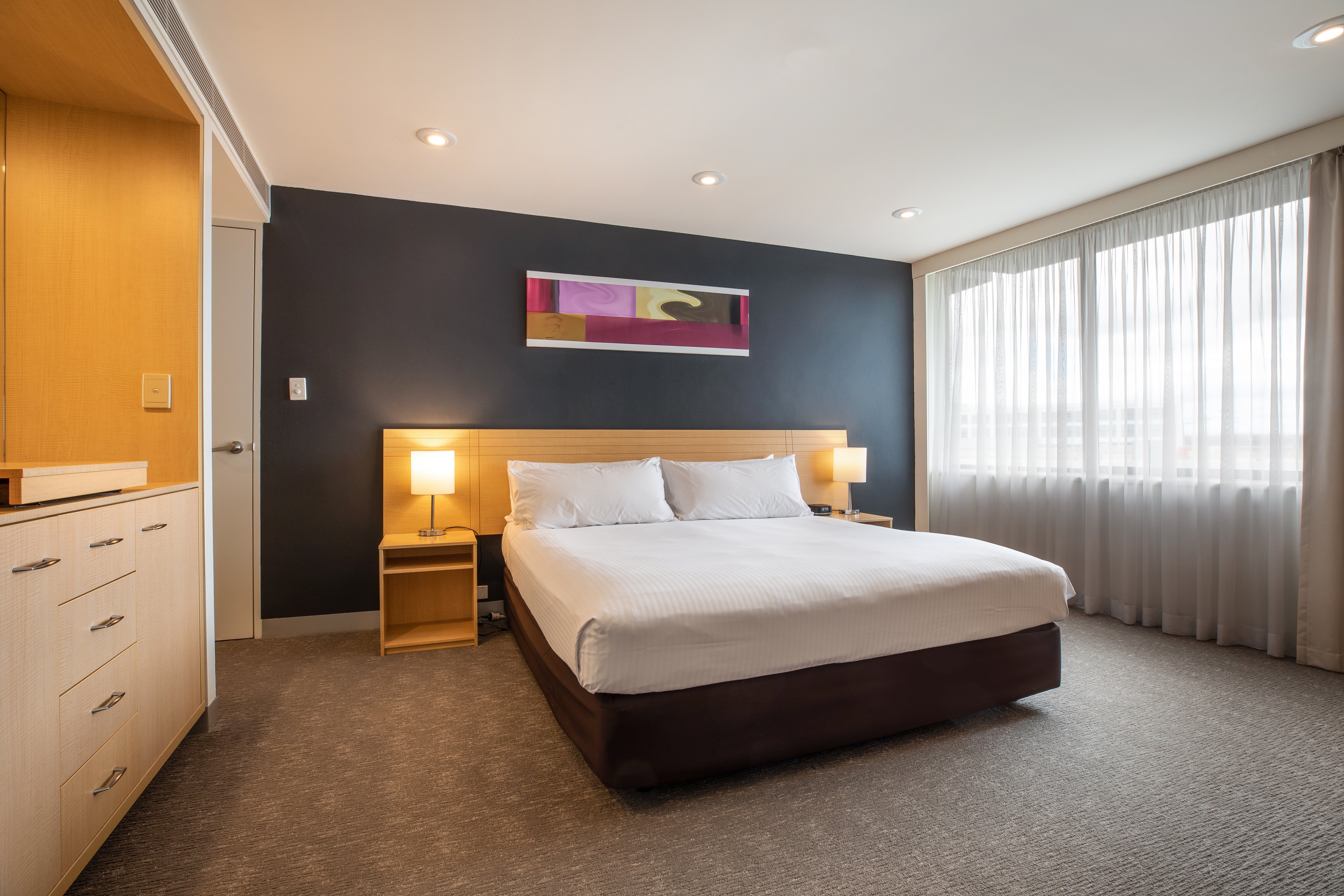 Suite, King Bed