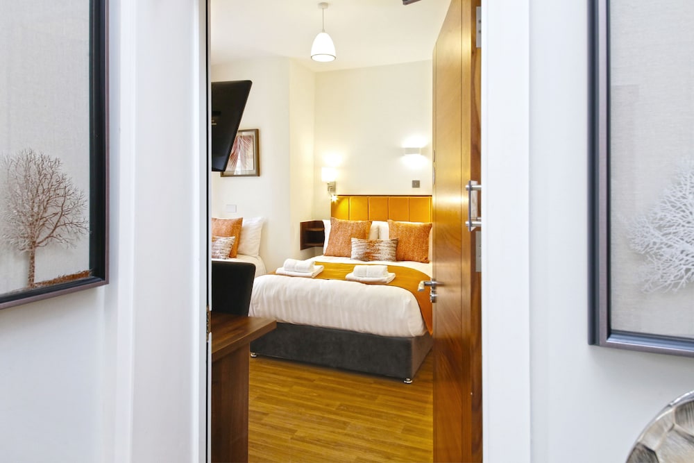 Imperial Guest House 24/46