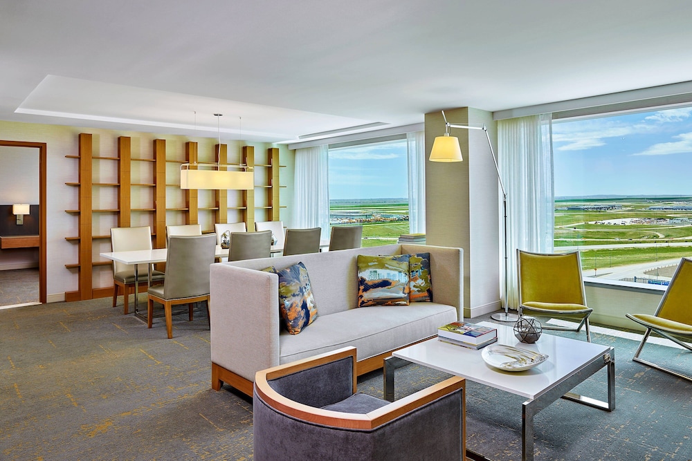 The Westin Denver International Airport 44/70