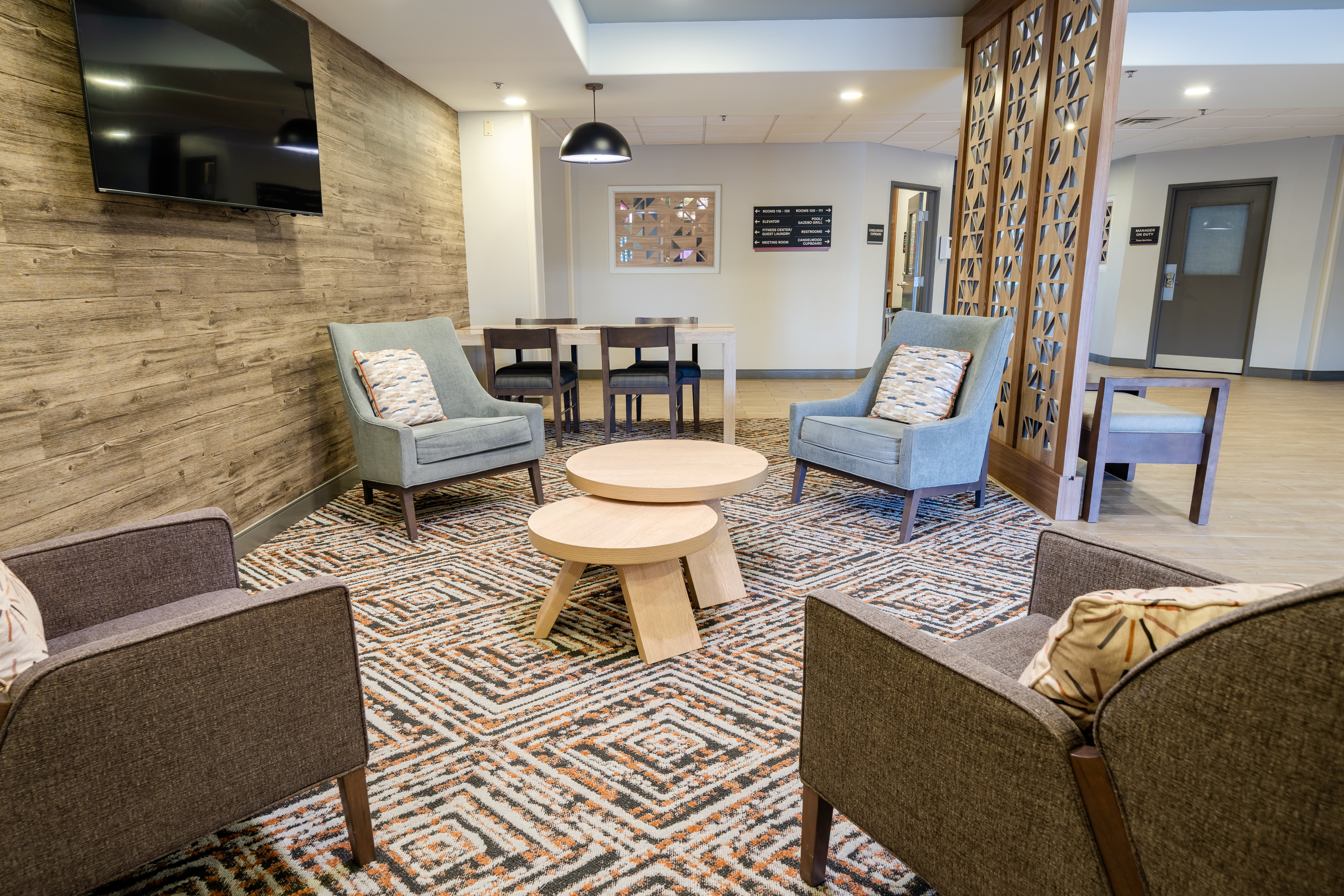 Candlewood Suites Deer Park Tx 32/64