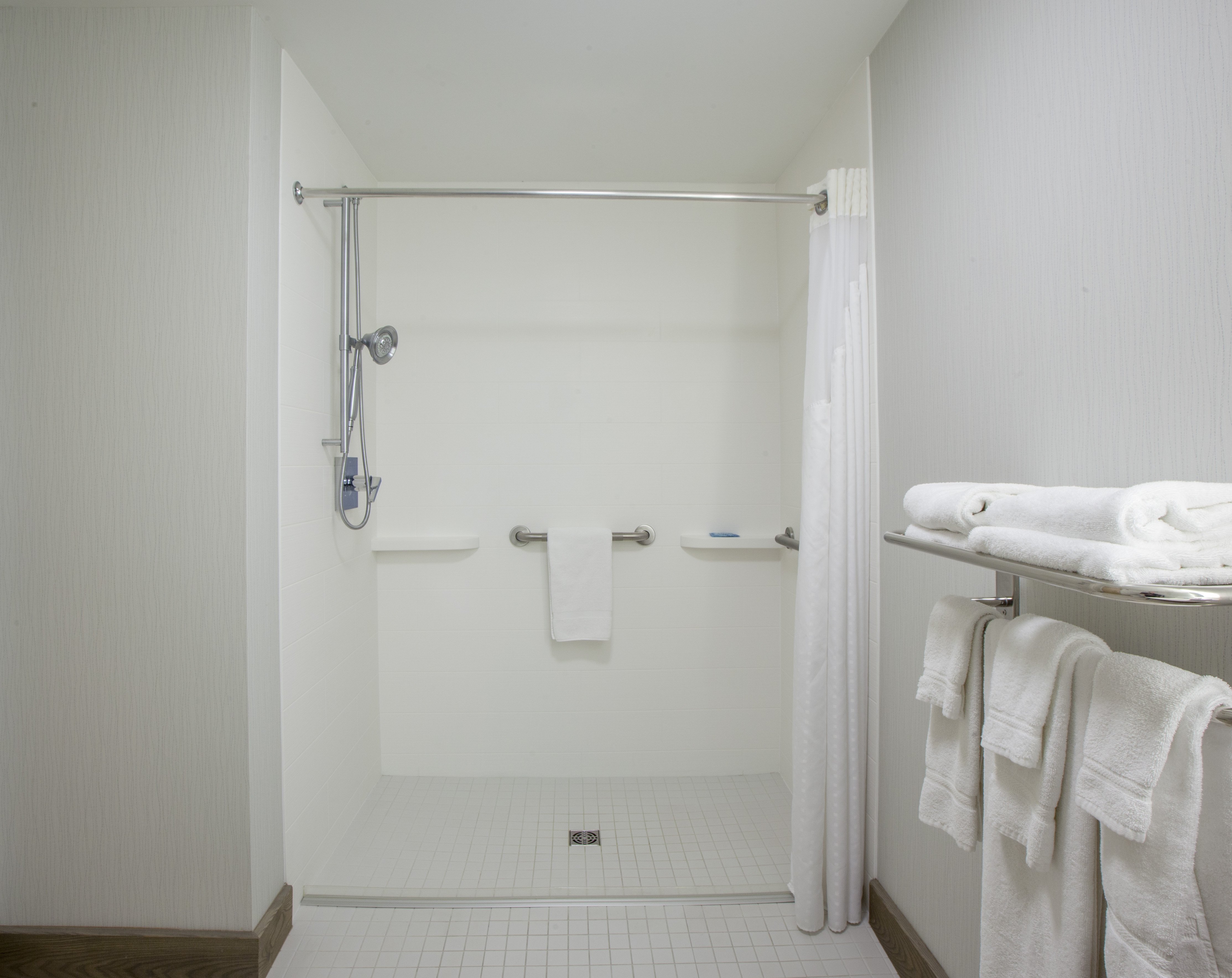 Holiday Inn Express Saint John Harbour Side Hotel 68/69