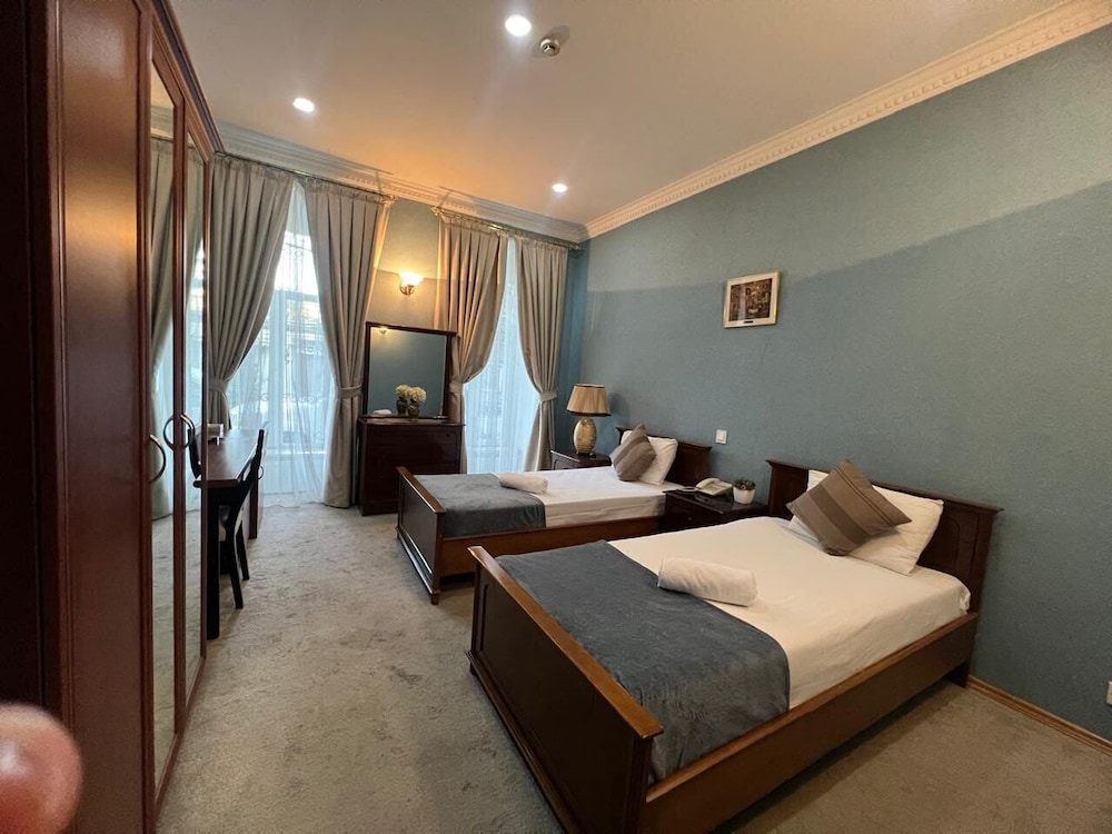 Swan Hotel 13/33