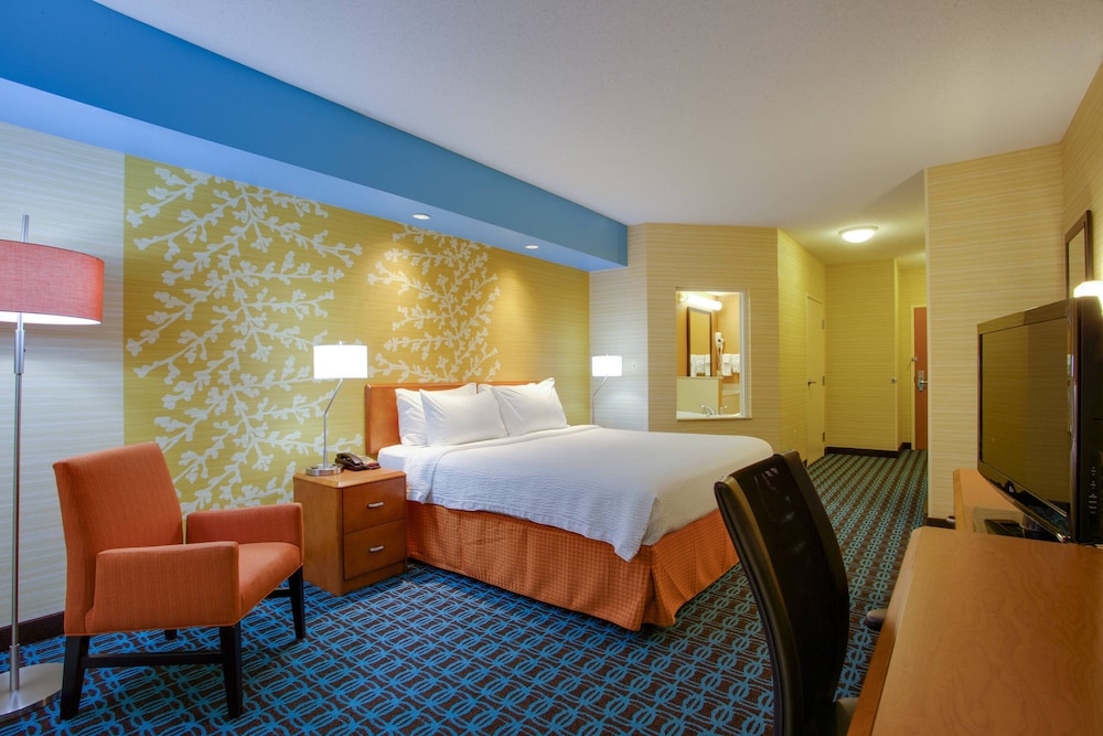 Fairfield Inn Suites By Marriott Edison South Plainfield 18/49
