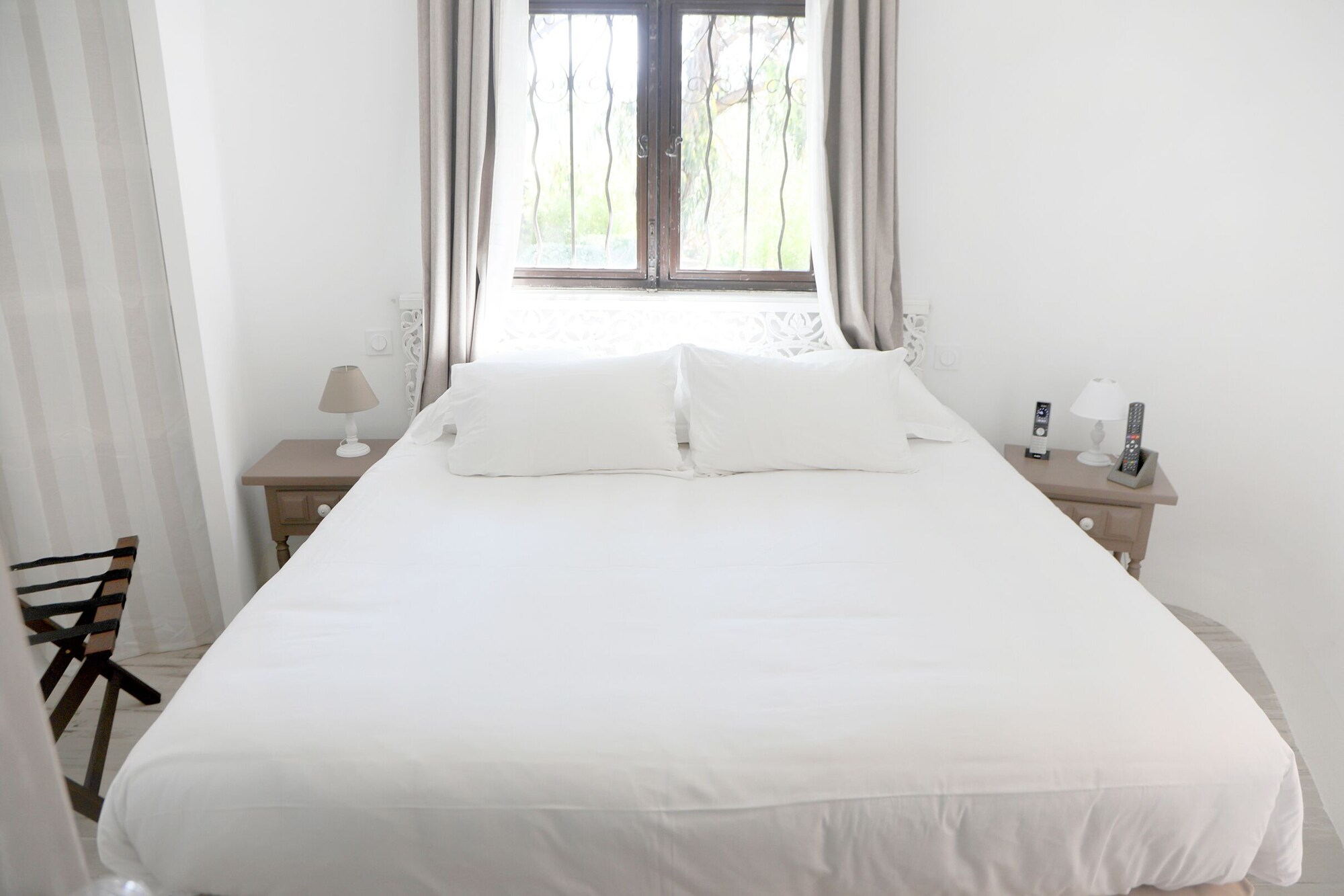 ROOM, HOT TUB, TERRACE