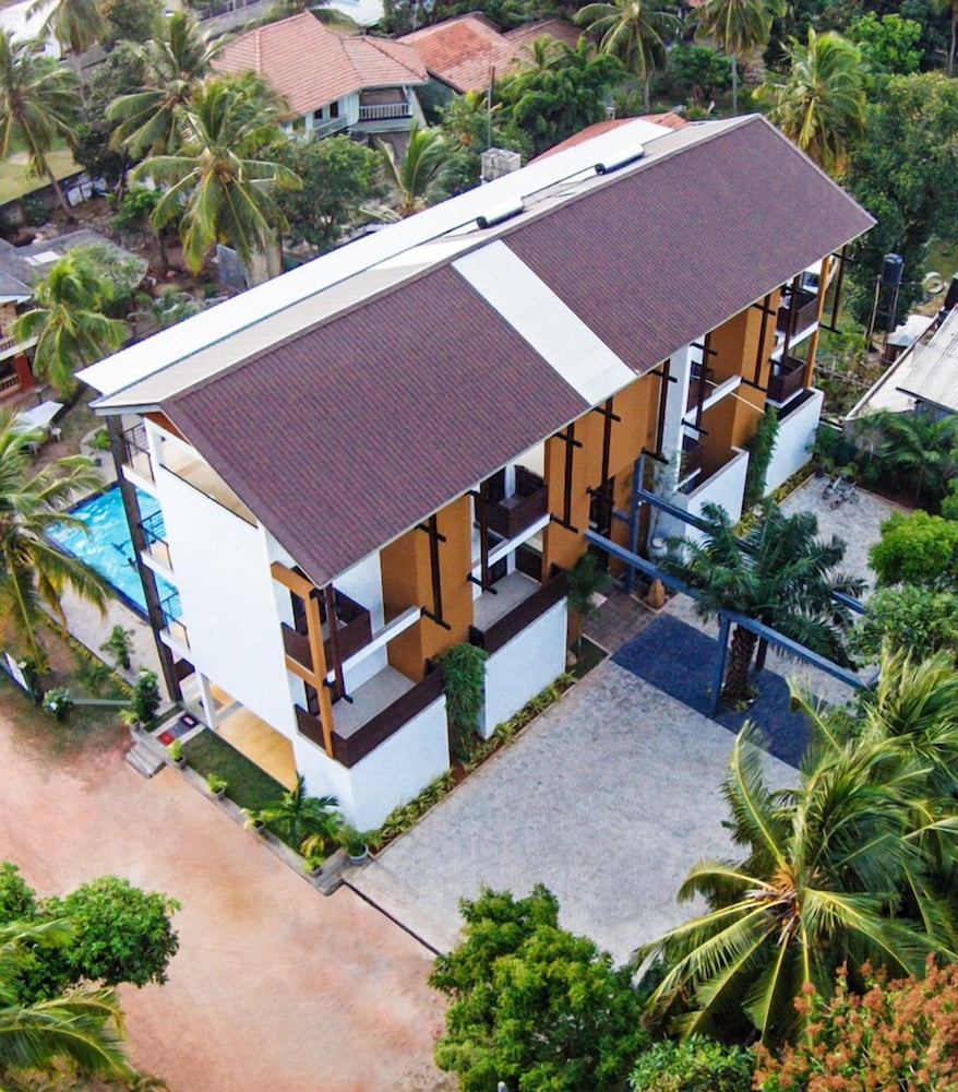 Olanro Hotel 7/40