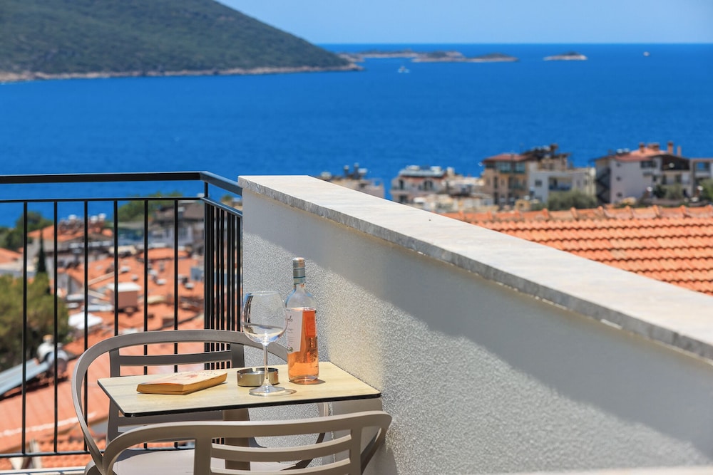 Sole Suites 42/49