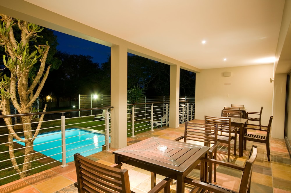 The Hub Boutique Hotel 29/38
