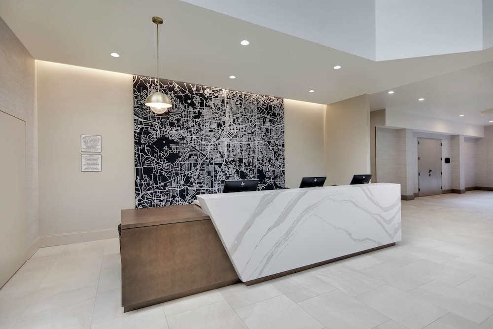 Embassy Suites By Hilton Atlanta Perimeter Center 8/60
