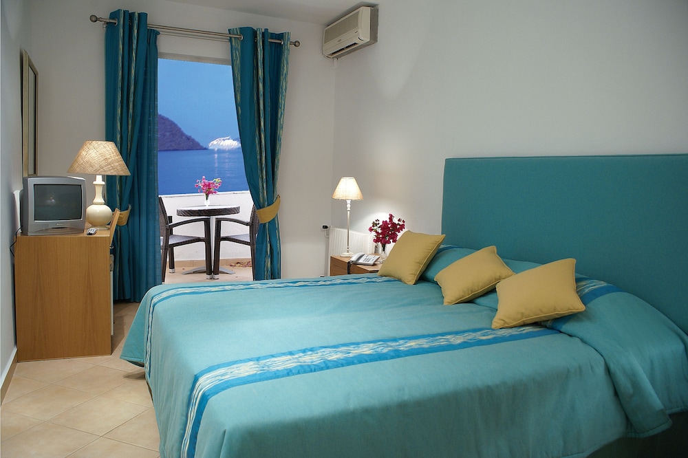 Skala Hotel 12/60
