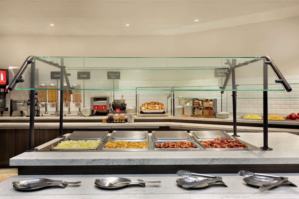 The Signature Suites 57/67