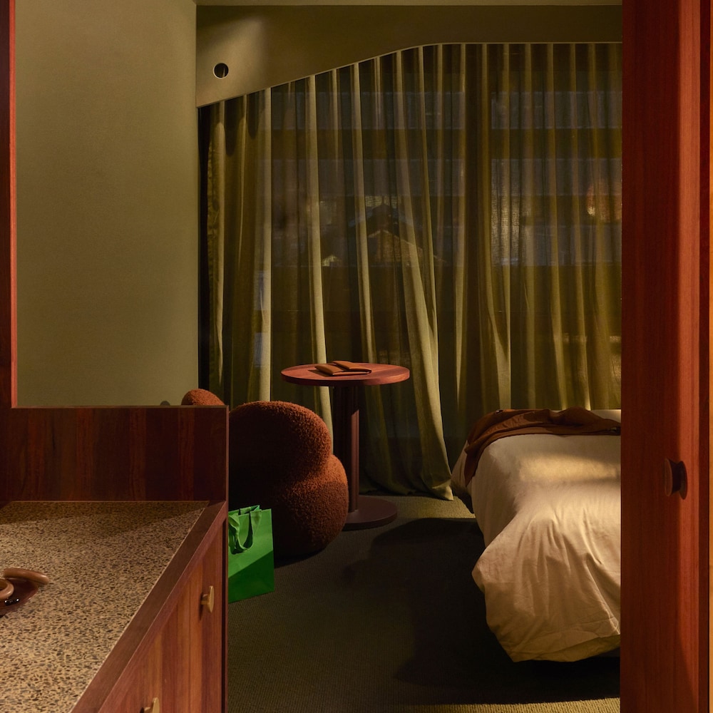 Hyde Melbourne Place 70/95