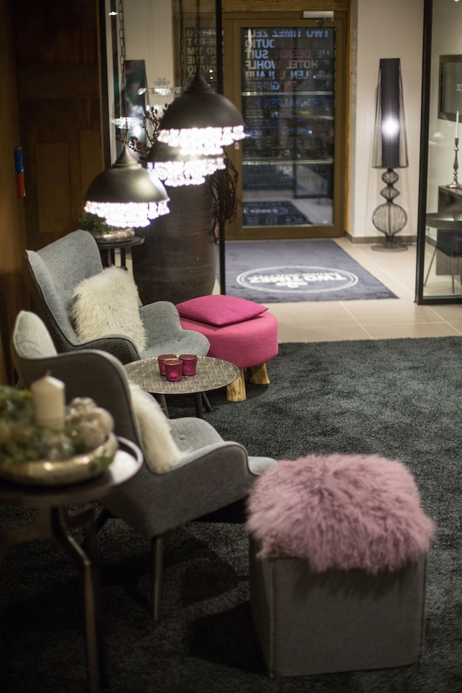 Two Timez Boutique Hotel 25/50