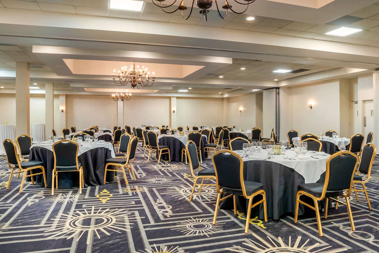 Clarion Inn Conference Center Gonzales, LA 38/41