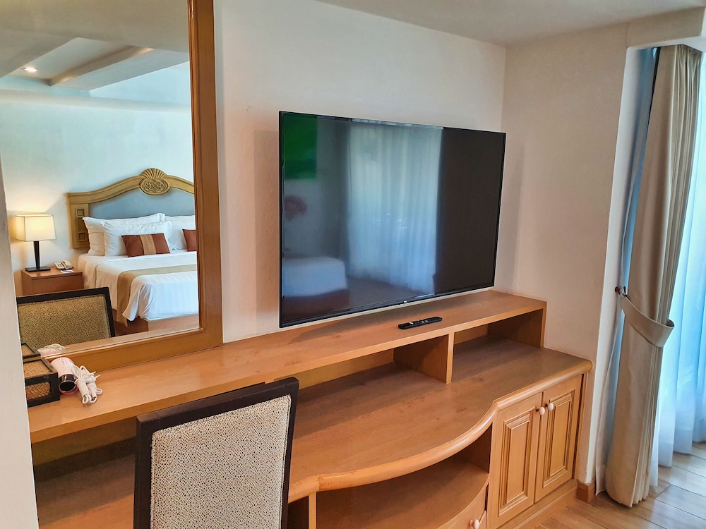 Sea Pearl Beach Resort Phuket 35/50